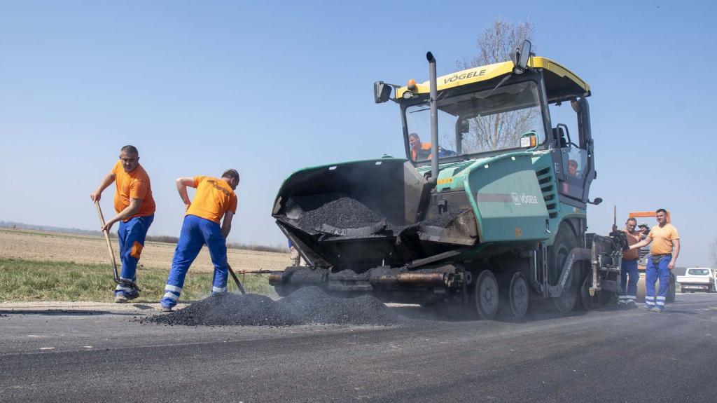 Zavr Ava Asfaltiranje Ceste Mahovo Palanjek Grad Sisak